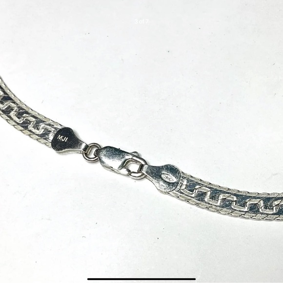 Italian Sterling Silver Greek Key Herringbone Necklace 5.5mm Wide - Picture 4 of 7